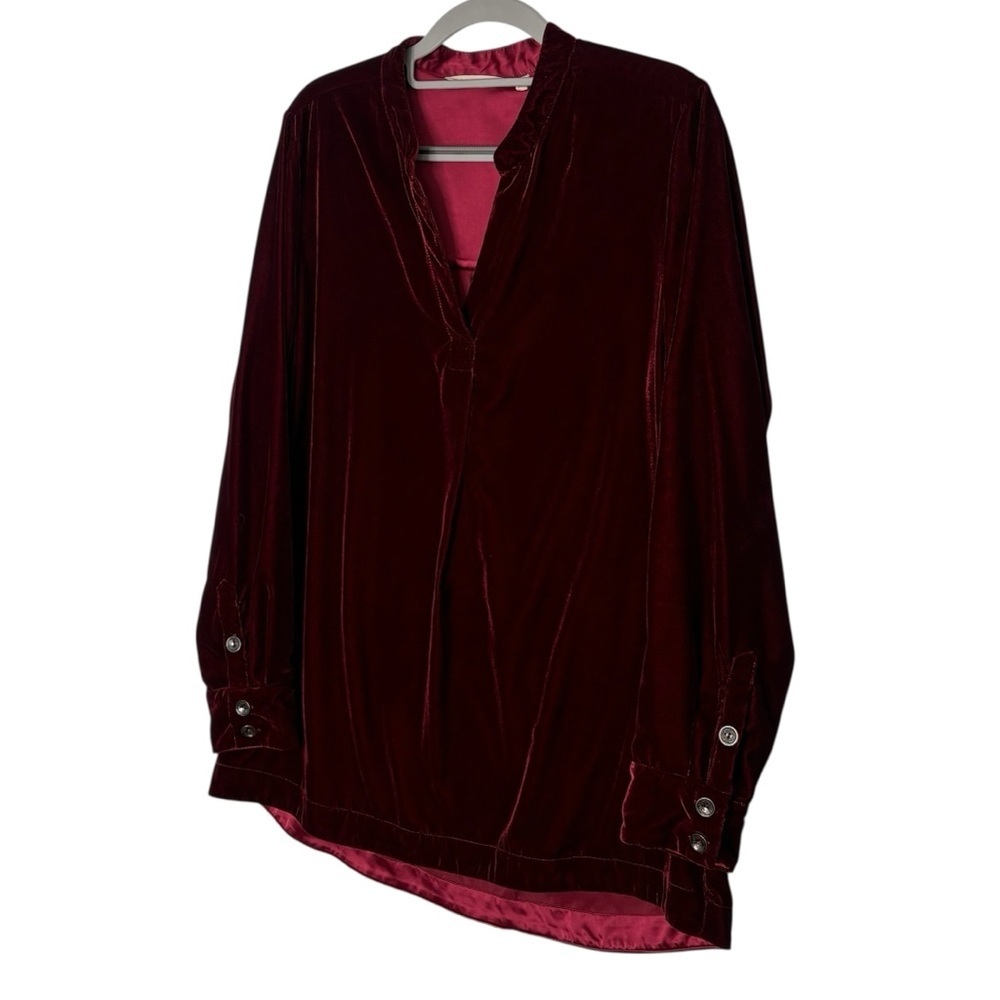 Soft Surroundings Velvet Popover Tunic Top Size M Burgundy Wine Button Cuffs - Picture 2 of 9
